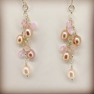 Pearl drop earrings